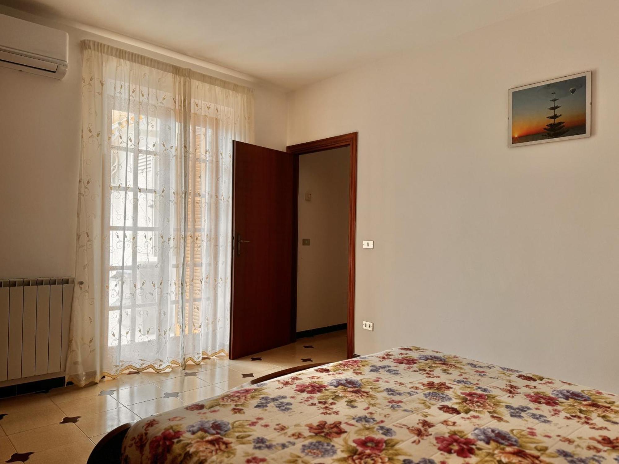 Holidaycasa Leone - Con Posto Auto A 200Mt Dal Mare Sperlonga Exterior photo