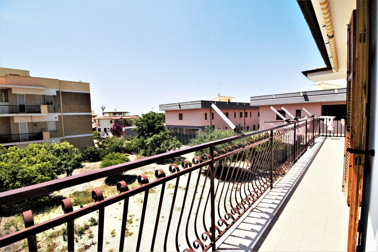 Holidaycasa Leone - Con Posto Auto A 200Mt Dal Mare Sperlonga Exterior photo